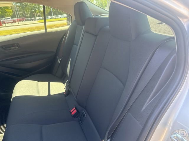 Used 2022 Toyota Corolla LE image 14