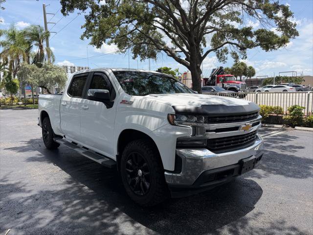 Used 2022 Chevrolet Silverado 1500 LT AWD/4WD image 9