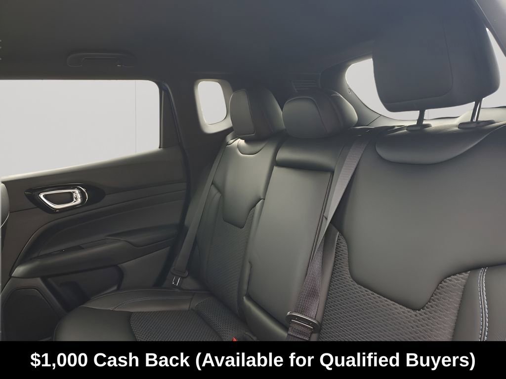 New 2026 Jeep Compass Latitude AWD/4WD image 21