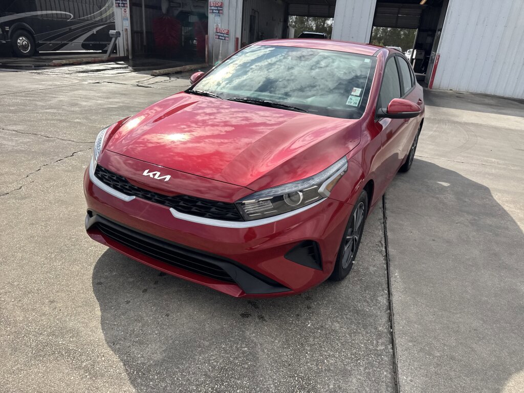Certified 2024 Kia Forte LXS w/ LXS Technology Package image 4