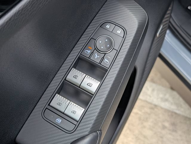 New 2026 Mitsubishi Outlander SE FWD image 11