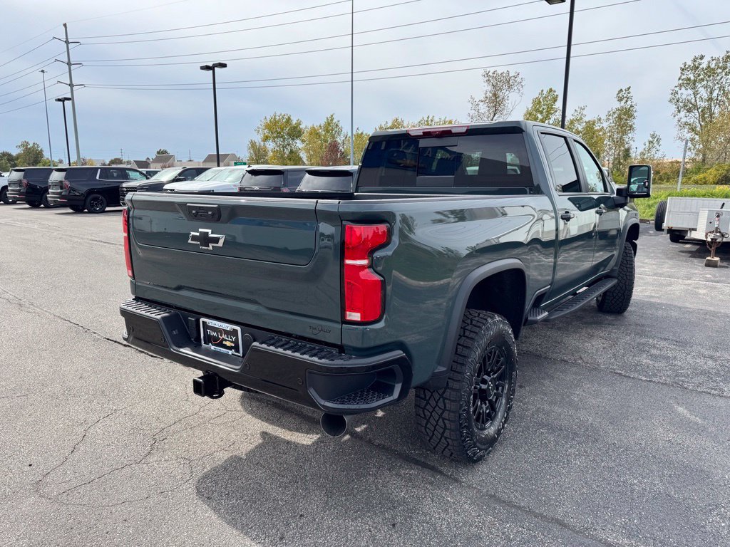 New 2026 Chevrolet Silverado 2500 ZR2 w/ LPO, Dark Essentials Package AWD/4WD image 7