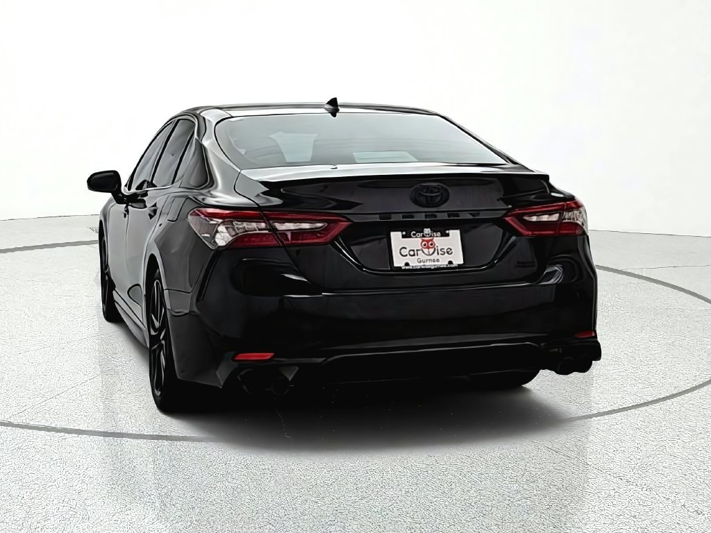 Used 2021 Toyota Camry XSE FWD image 6