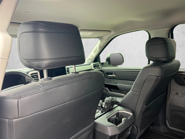 Used 2024 Toyota Tundra Limited AWD/4WD image 18