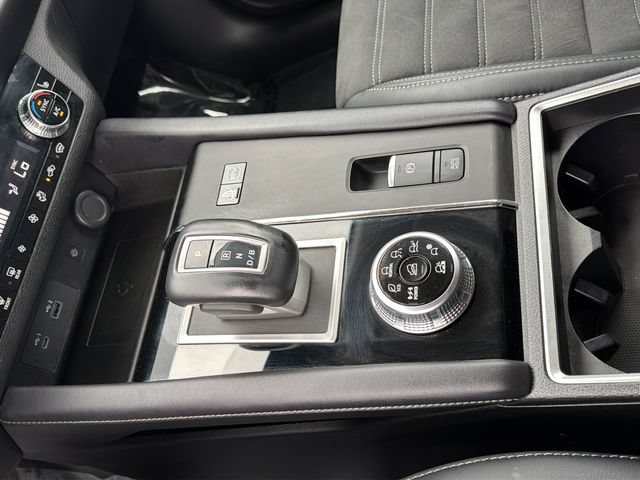 Used 2023 Mitsubishi Outlander SE AWD/4WD image 24