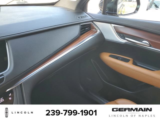 Used 2025 Cadillac XT5 Premium Luxury image 36