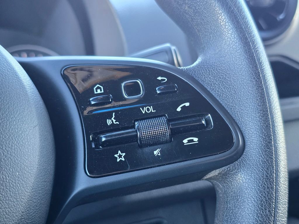 Used 2022 Mercedes-Benz Sprinter 2500 image 32