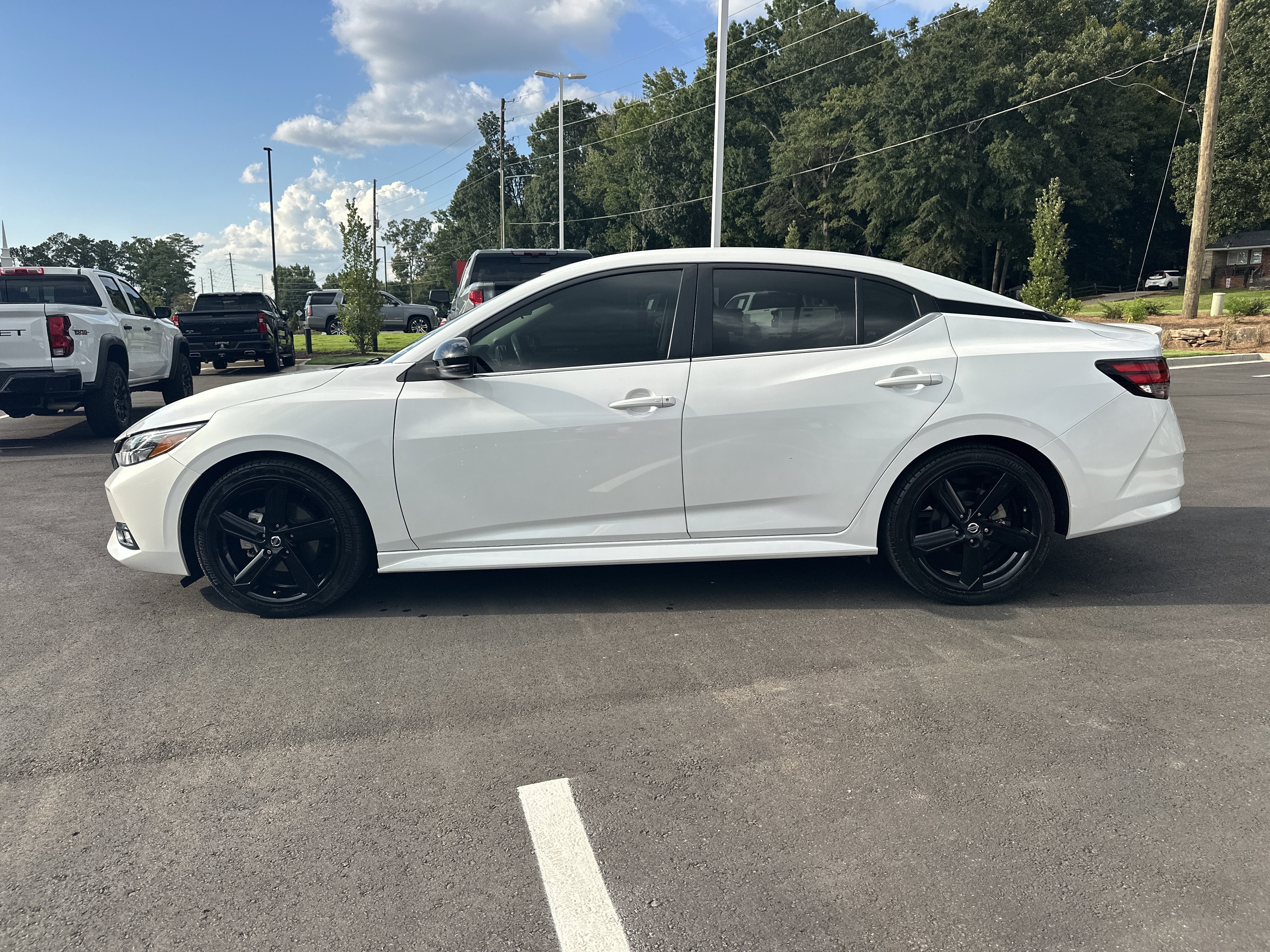 Used 2023 Nissan Sentra SR FWD image 5