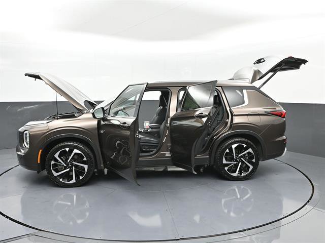 Used 2023 Mitsubishi Outlander SEL AWD/4WD image 50