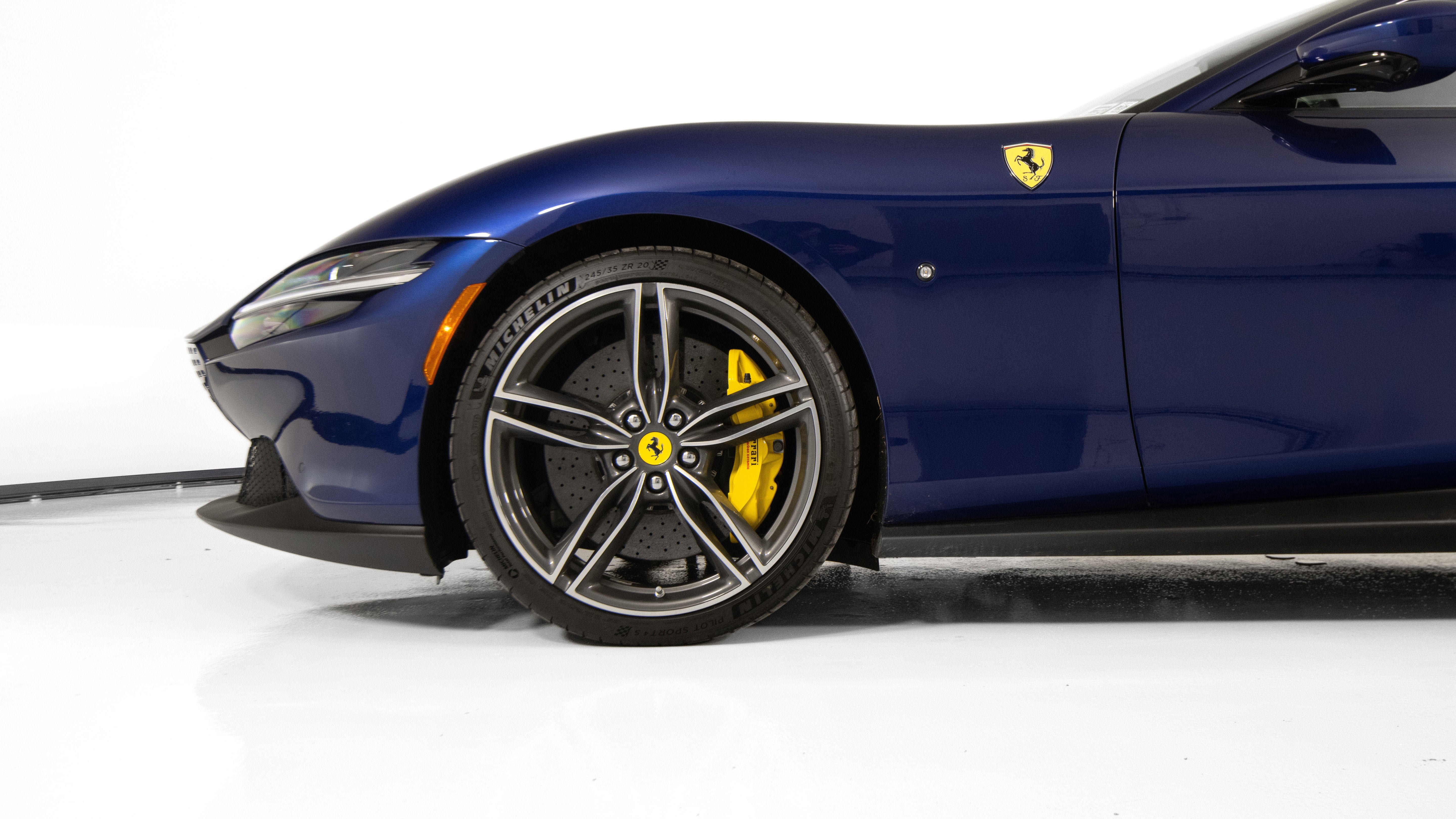 Certified 2021 Ferrari Roma image 29