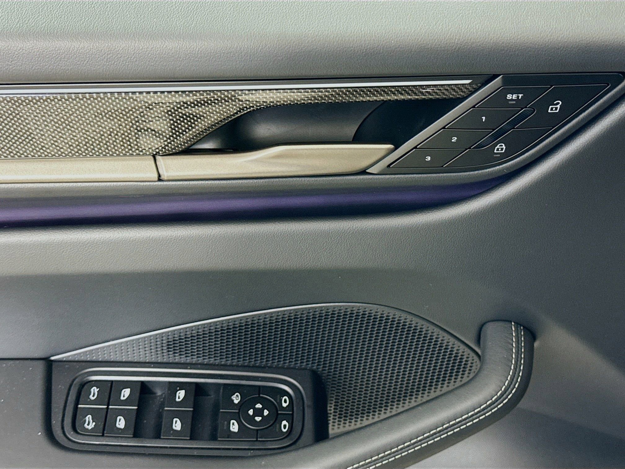 Certified 2024 Porsche Macan Turbo Electric image 11