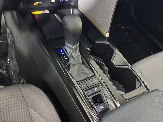 Used 2025 Toyota Camry LE w/ Convenience Package image 30