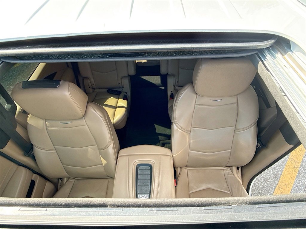 Used 2019 Cadillac Escalade Platinum image 23
