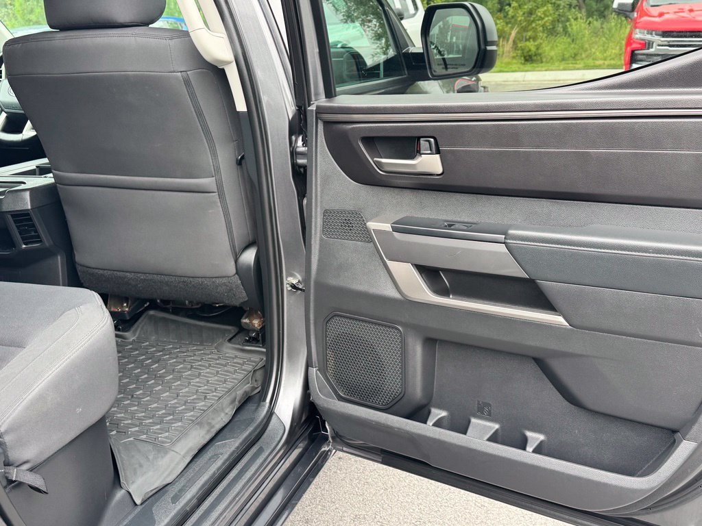 Used 2022 Toyota Tundra SR5 AWD/4WD image 25