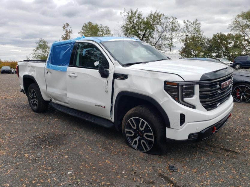 Used 2025 GMC Sierra 1500 AT4 w/ AT4 Premium Package