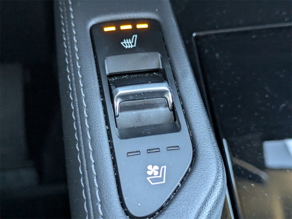 Used 2021 Kia Telluride EX image 24