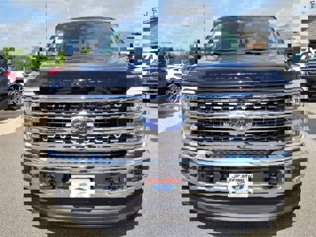 New 2025 Ford F250 Lariat w/ Lariat Ultimate Package video 2