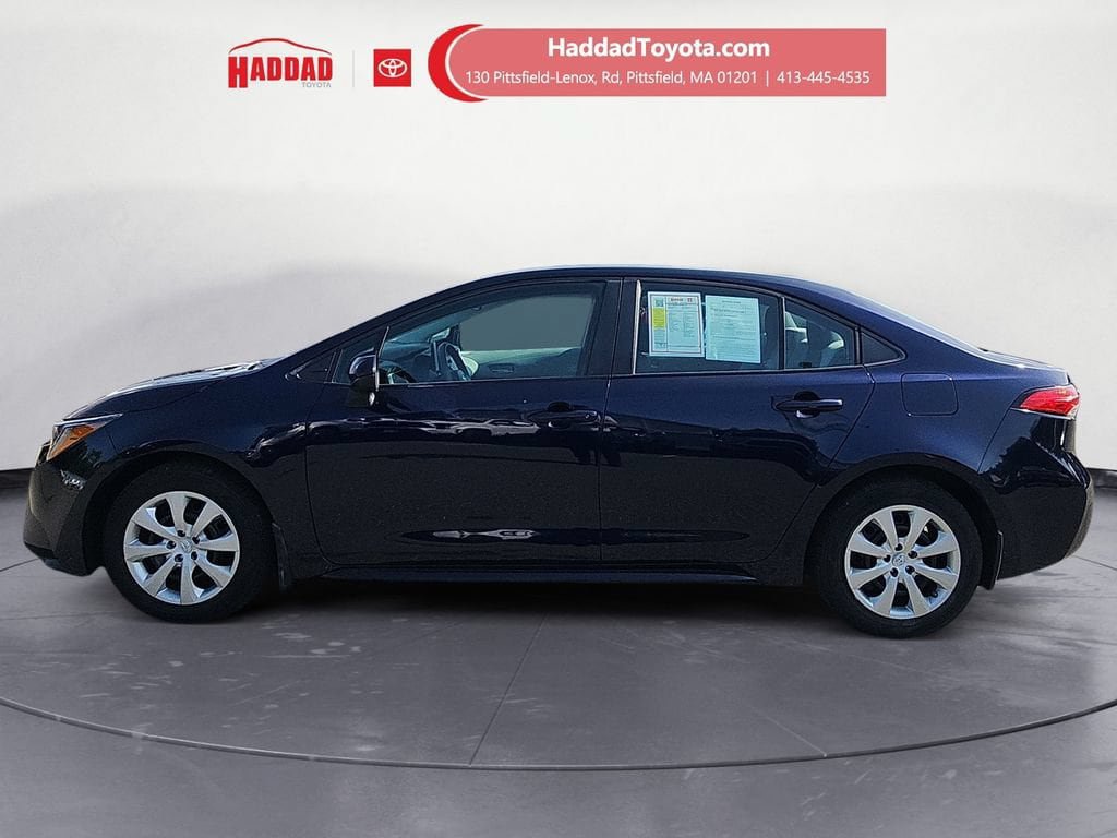 Used 2021 Toyota Corolla LE w/ Carpet Mat Package (TMS) FWD image 2