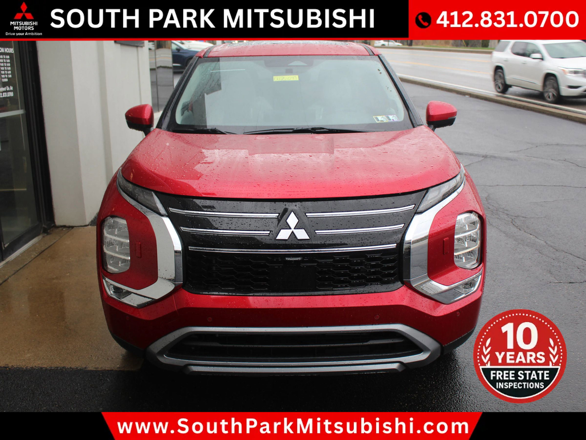 New 2025 Mitsubishi Outlander SE image 4