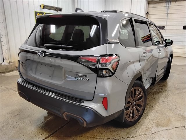 Used 2025 Subaru Forester Sport AWD/4WD image 3