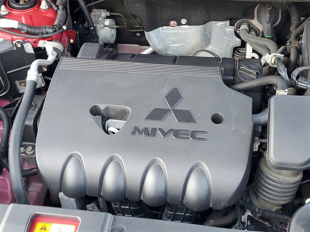 Used 2017 Mitsubishi Outlander ES image 9