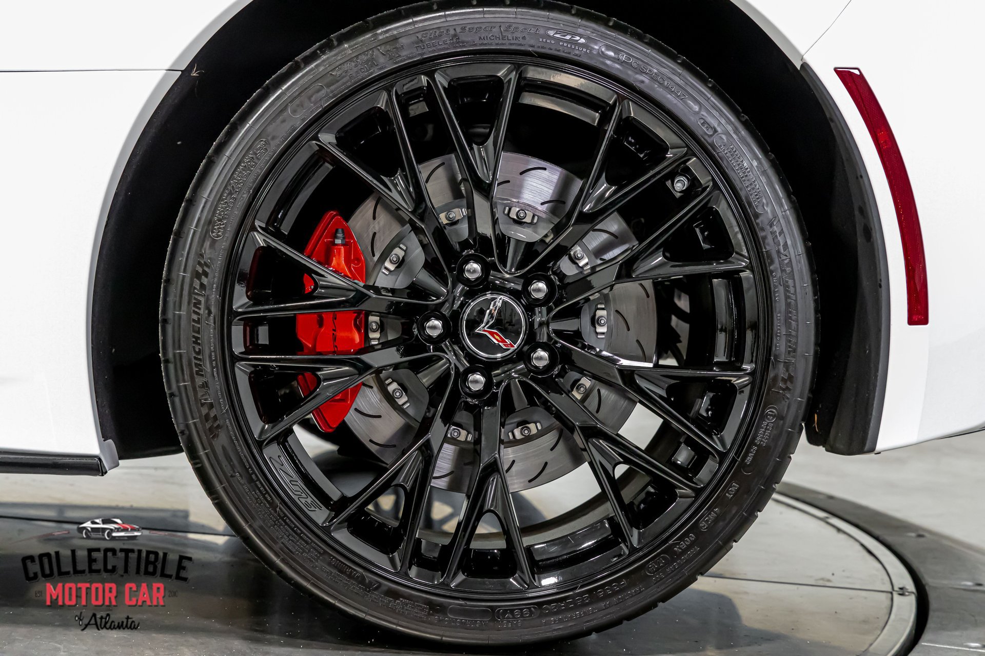 Used 2015 Chevrolet Corvette Z06 w/ 3LZ Preferred Equipment Group RWD image 69