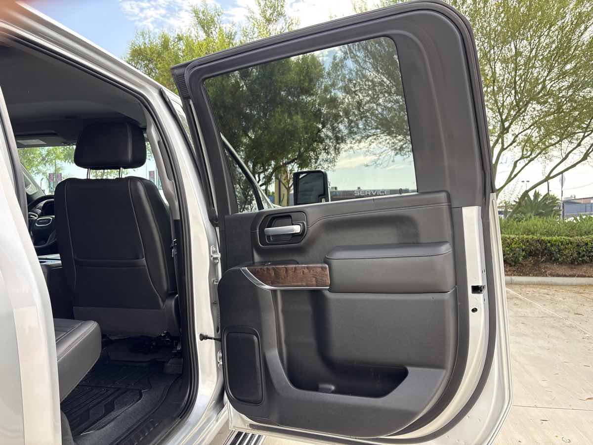 Used 2021 GMC Sierra 2500 Denali w/ Denali Ultimate Package AWD/4WD image 13