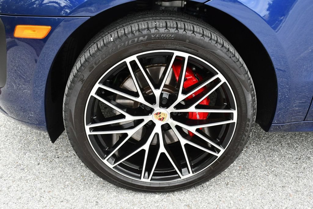 Used 2024 Porsche Macan S AWD/4WD image 69