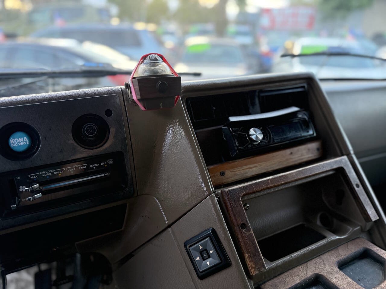 Used 1992 Chevrolet G20 RWD image 17