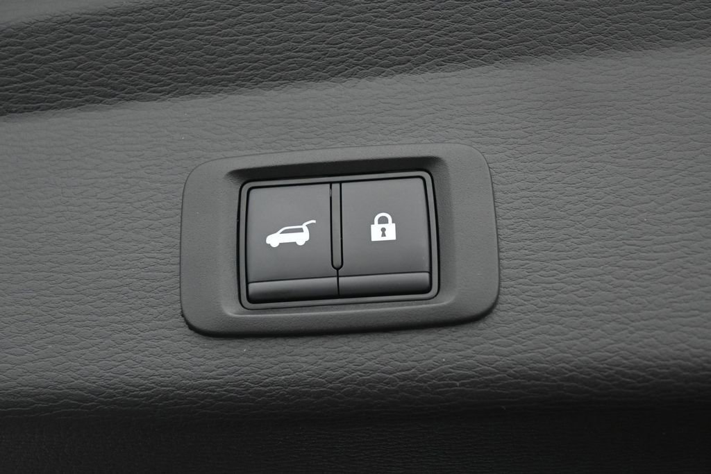 Used 2024 Mitsubishi Outlander SE Black Edition FWD image 33