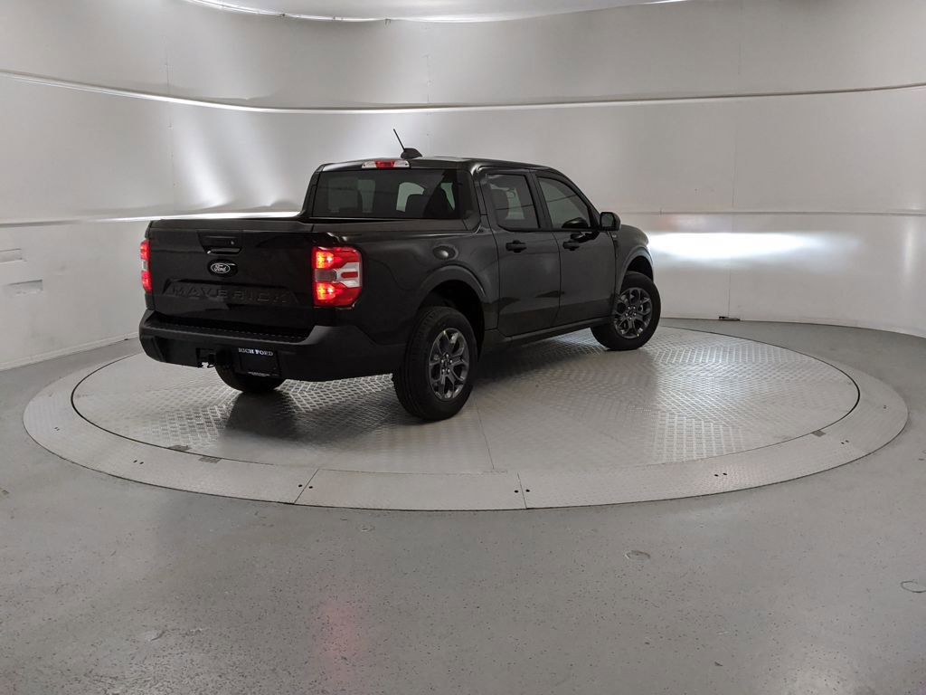 New 2026 Ford Maverick XLT image 3