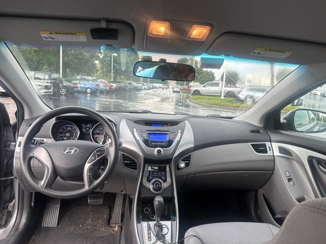 Used 2013 Hyundai Elantra GLS FWD image 15