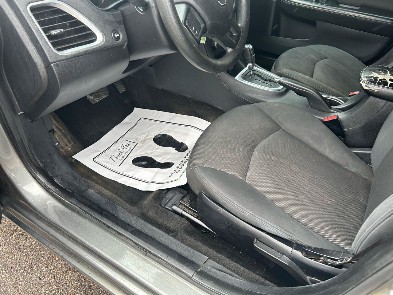 Used 2012 Dodge Avenger SE FWD image 10
