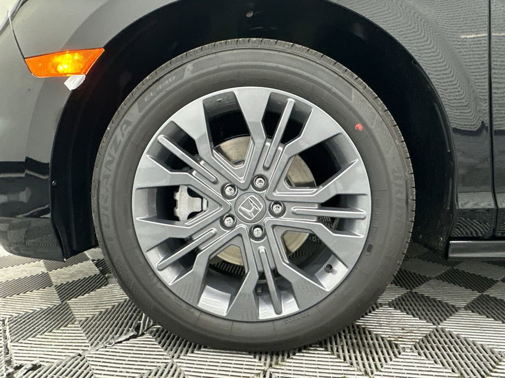 New 2026 Honda Odyssey Touring image 14