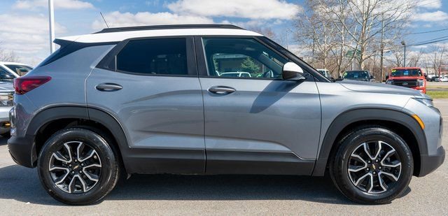 Used 2022 Chevrolet TrailBlazer ACTIV w/ Sun and Liftgate Package FWD image 5