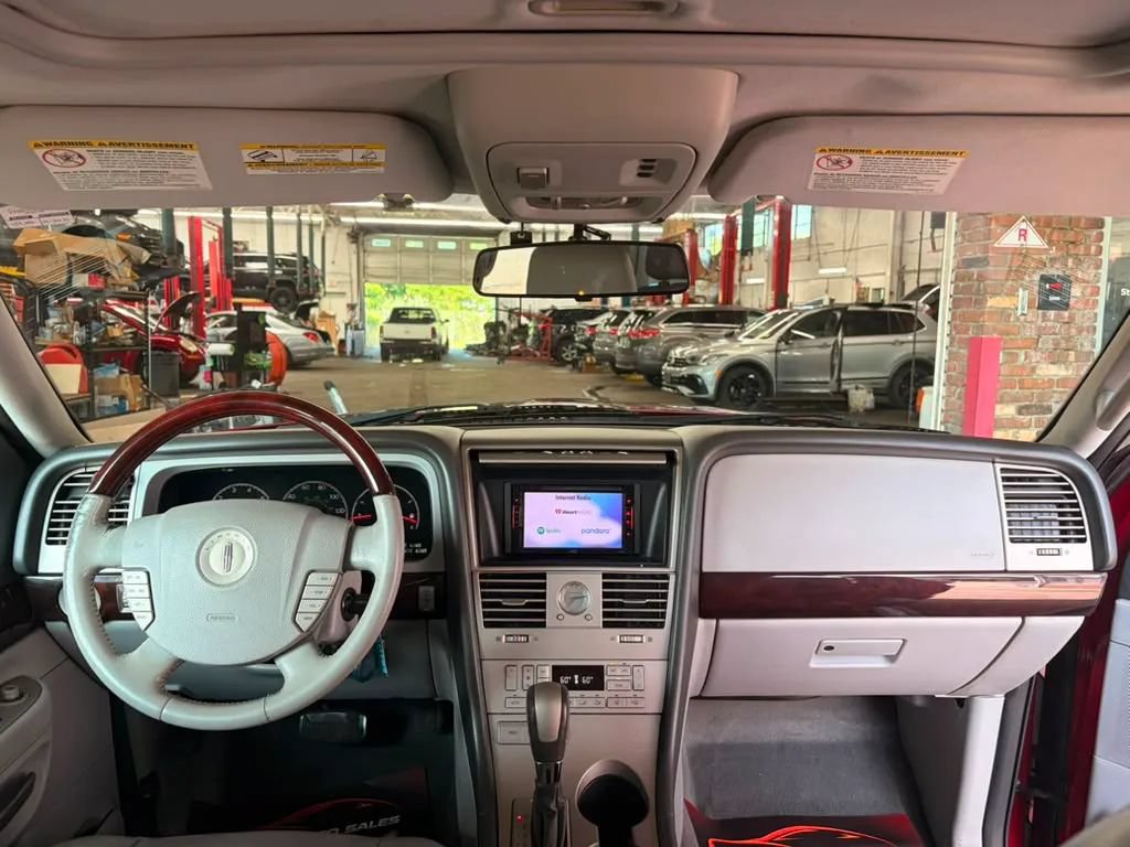 Used 2004 Lincoln Aviator Luxury AWD/4WD image 18