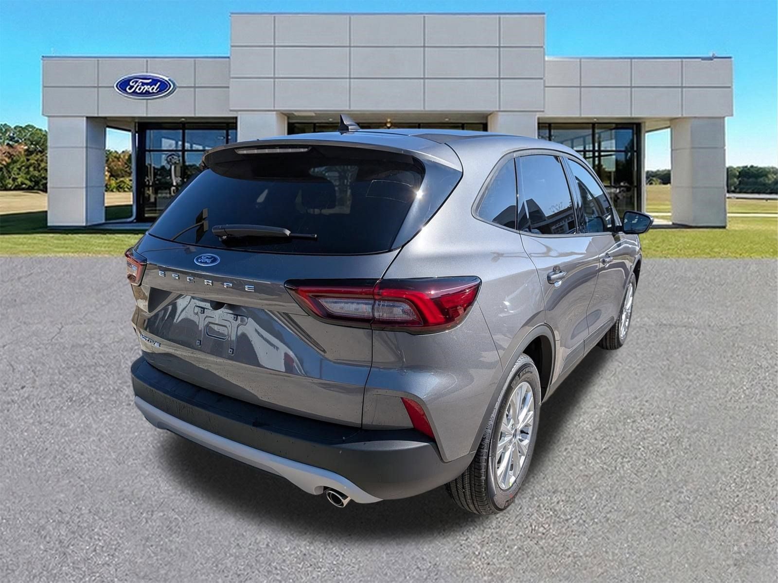 New 2026 Ford Escape Active FWD image 4