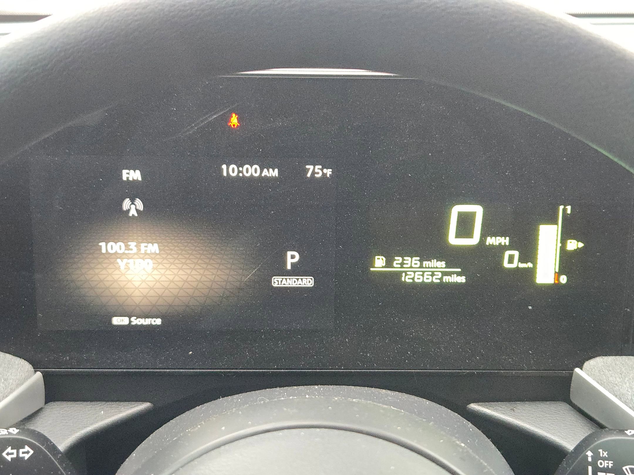 Used 2025 Nissan Kicks SV image 11