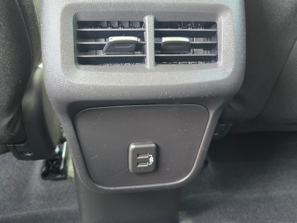 Used 2024 Chevrolet Equinox LS FWD image 15