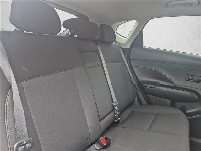 Used 2025 Hyundai Kona SEL AWD/4WD image 20