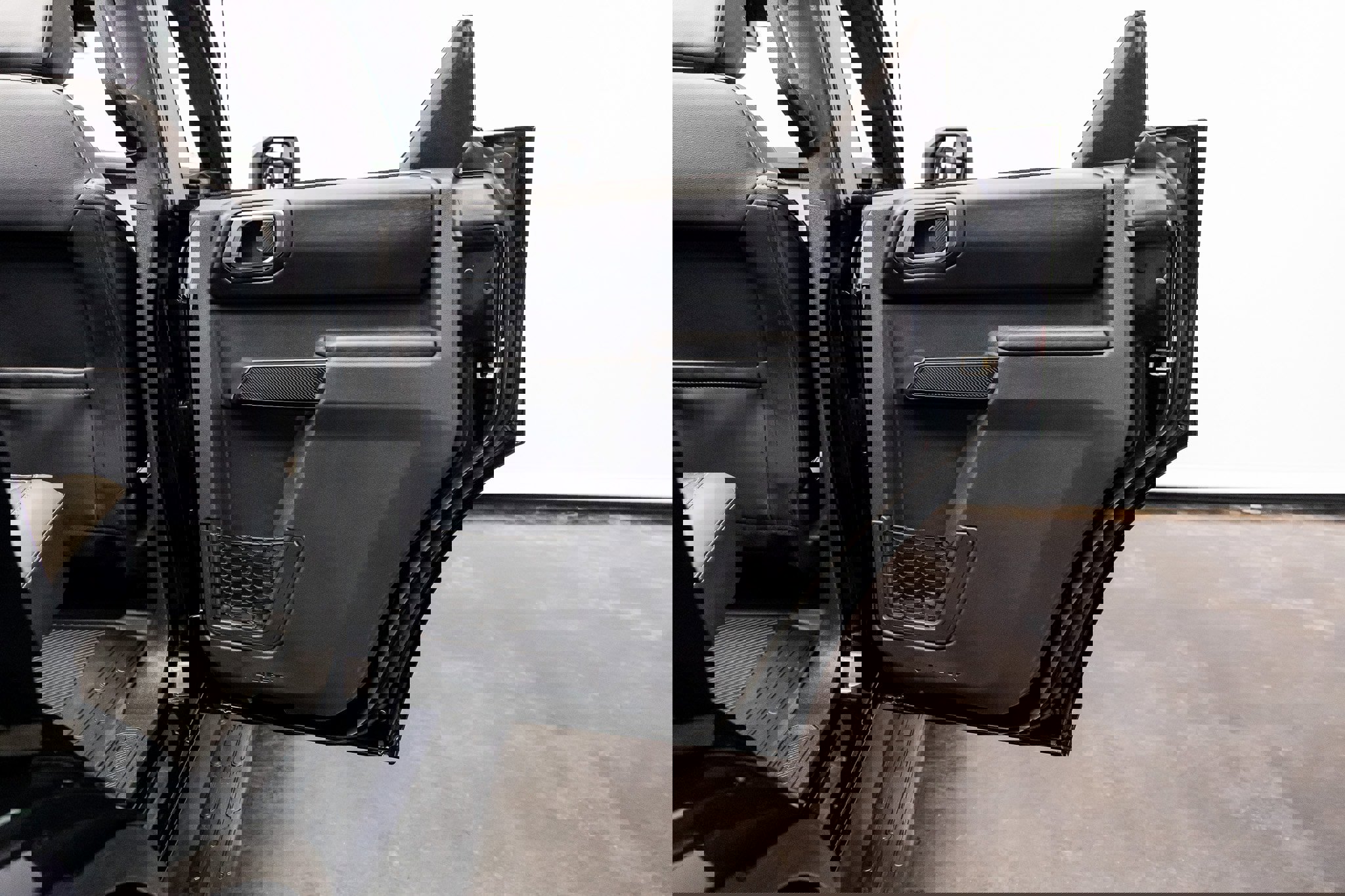 Used 2025 Ford Bronco Outer Banks image 38