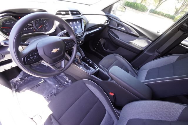 Used 2023 Chevrolet TrailBlazer LT w/ Convenience Package AWD/4WD image 23