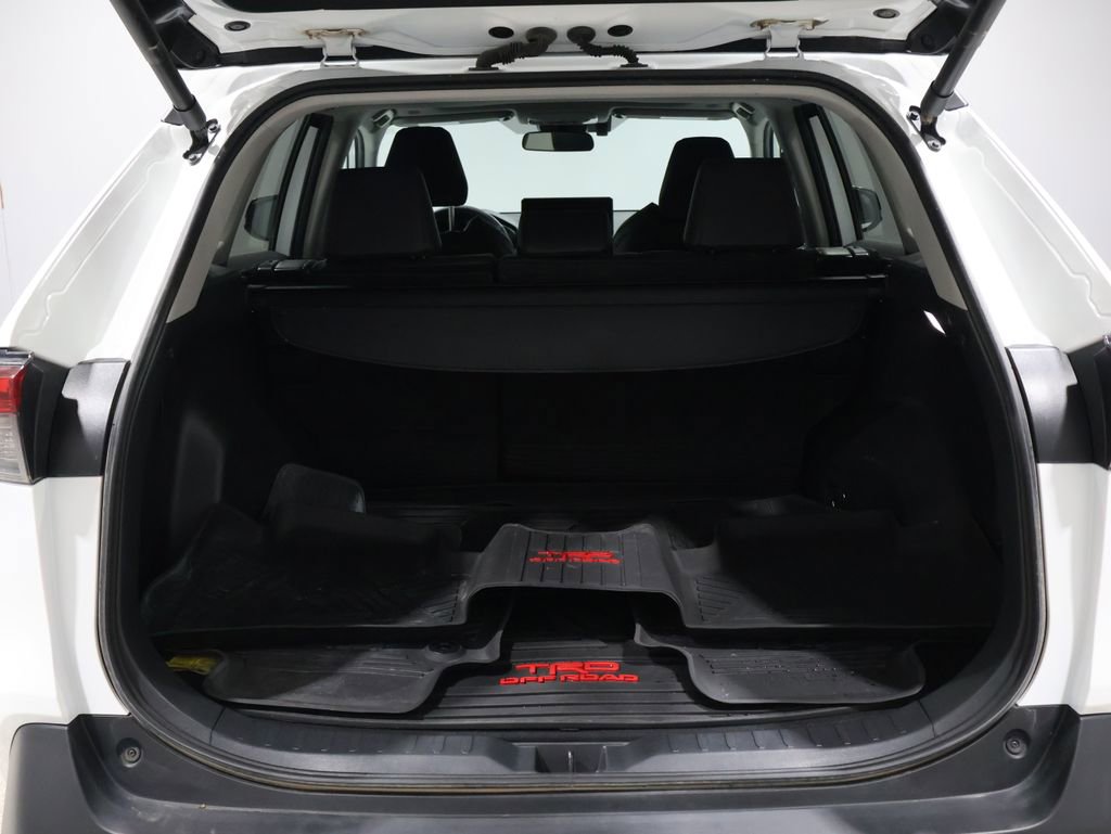 Certified 2024 Toyota RAV4 TRD Off-Road image 5