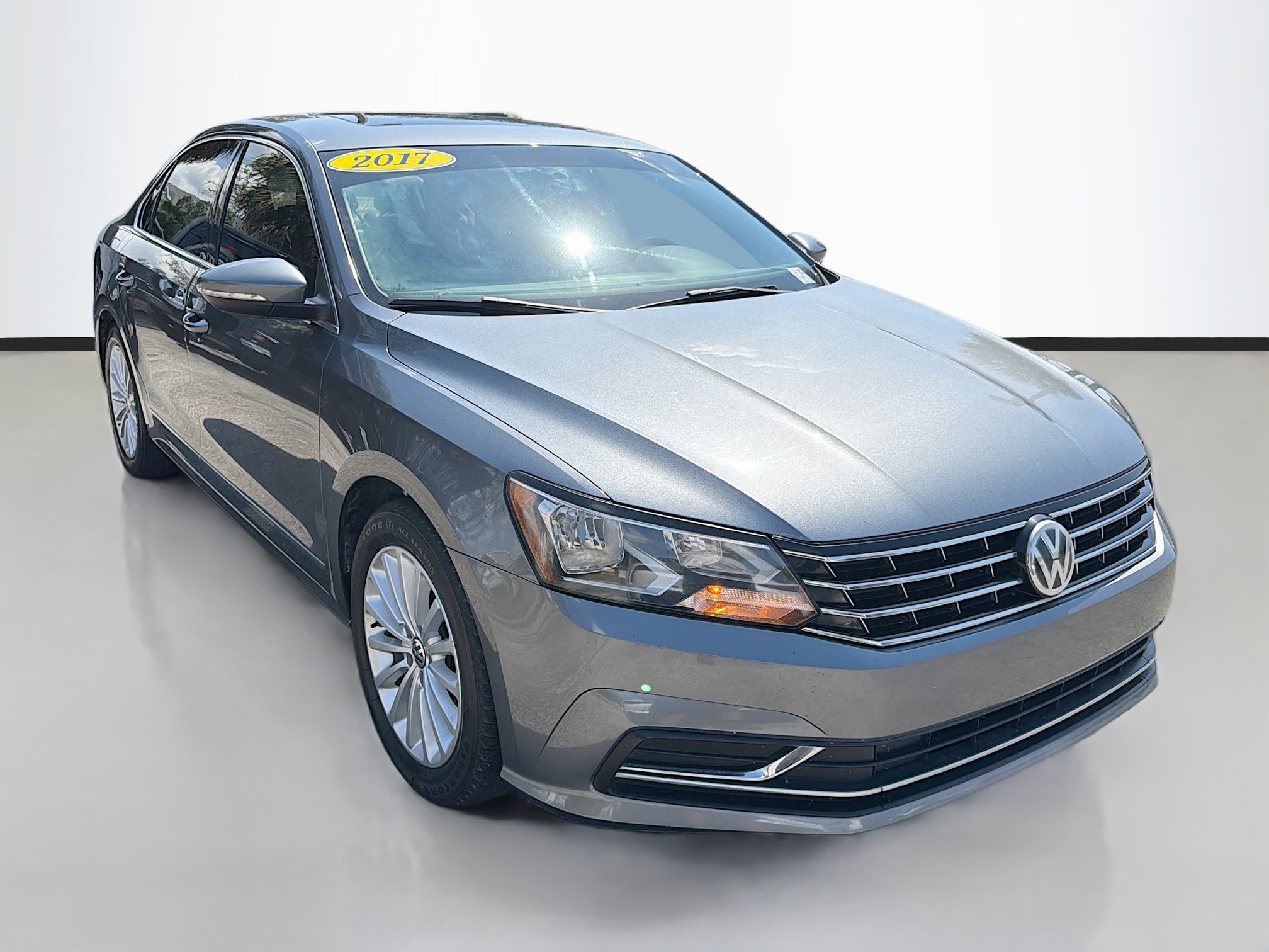 Used 2017 Volkswagen Passat 1.8T SE