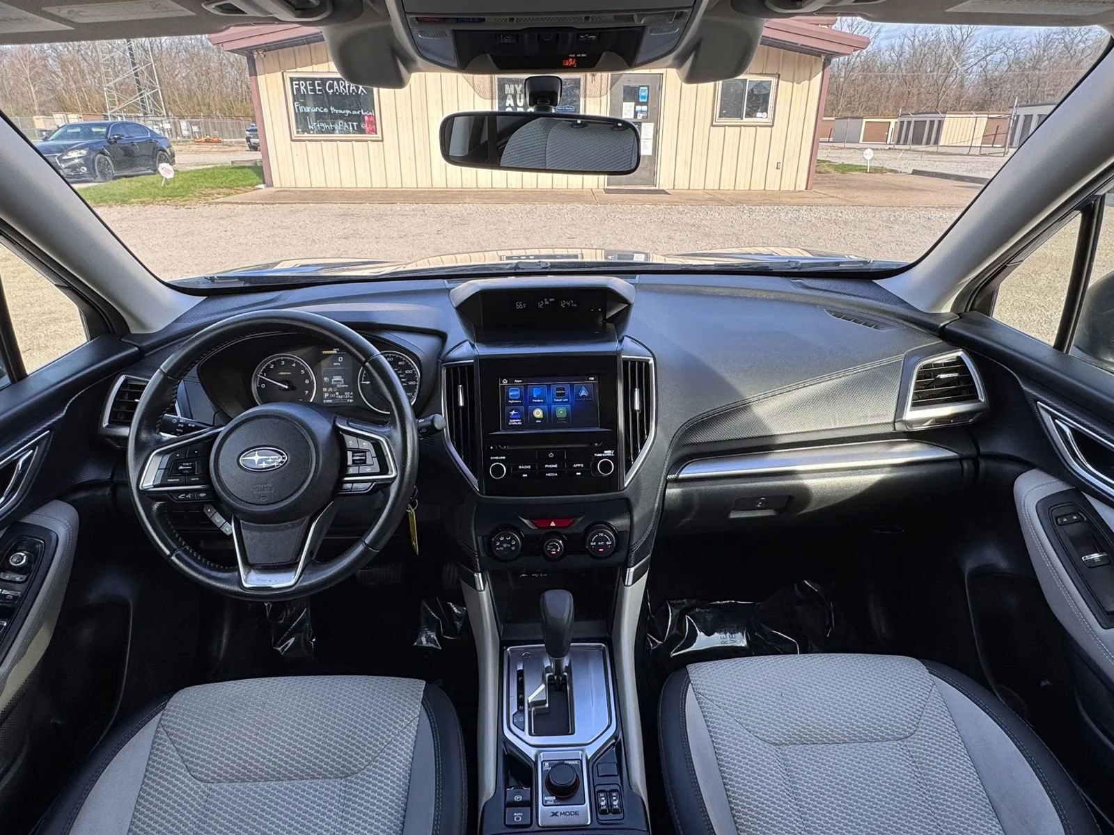 Used 2020 Subaru Forester Premium AWD/4WD image 3