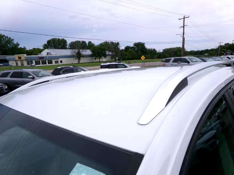 Used 2023 Volkswagen Taos SE image 9