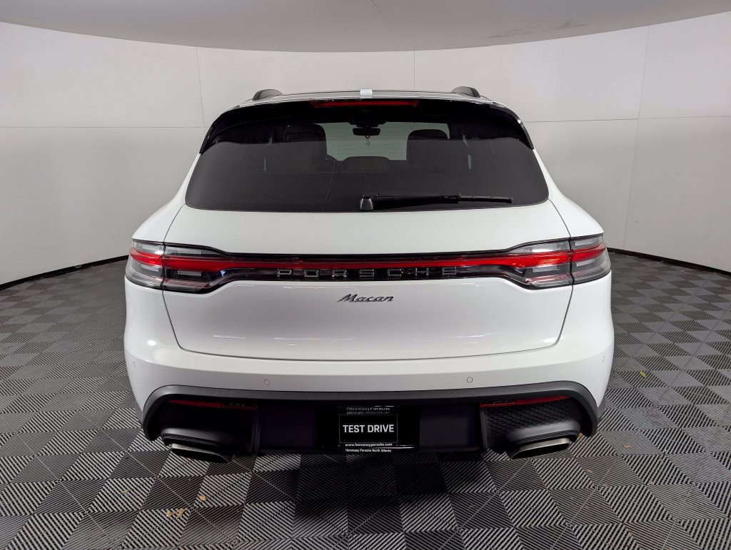 New 2026 Porsche Macan AWD/4WD image 6