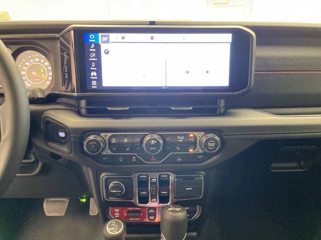 New 2026 Jeep Wrangler Unlimited Rubicon image 16