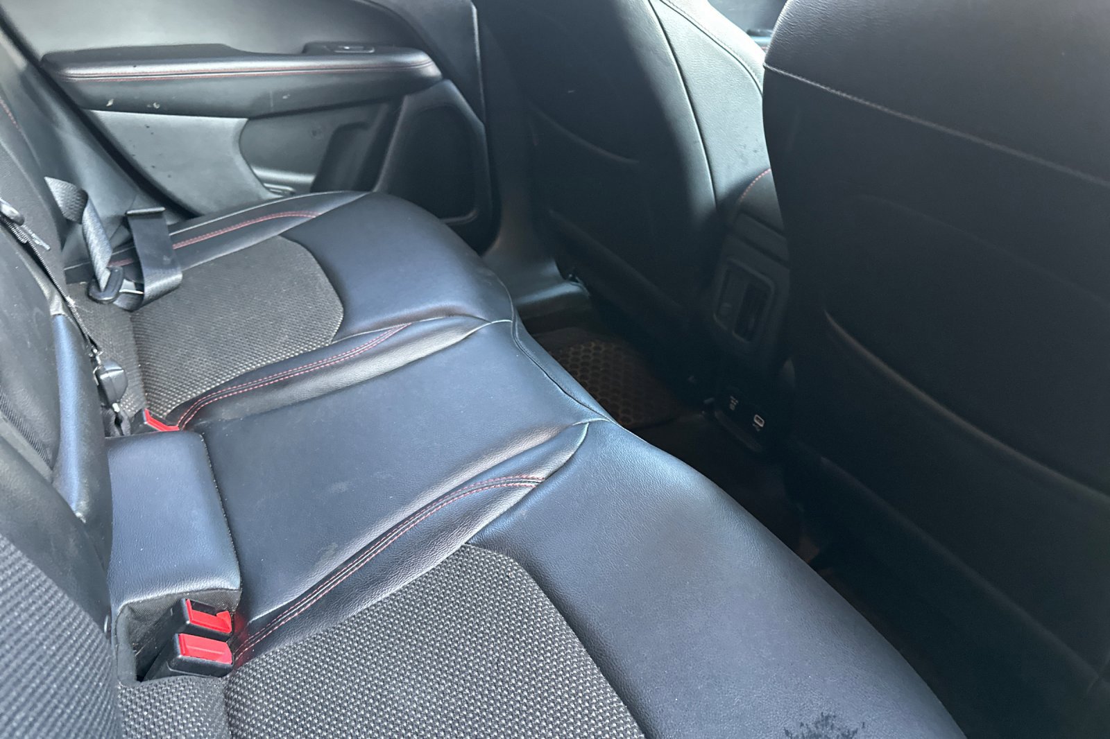 Used 2018 Jeep Compass Trailhawk image 18