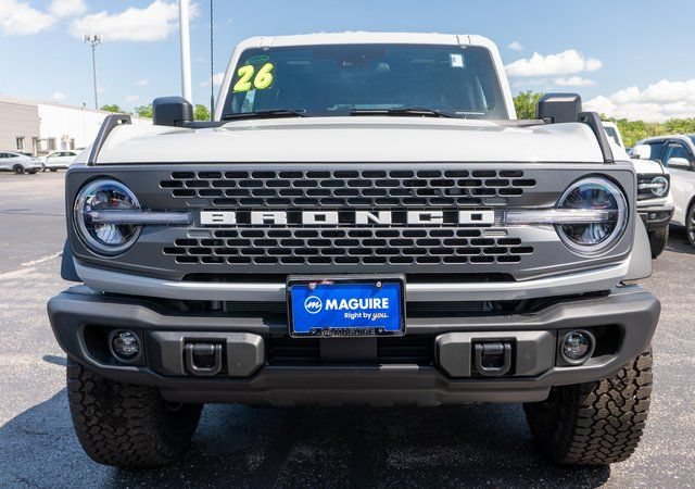 New 2026 Ford Bronco Badlands w/ Sasquatch Package AWD/4WD image 3
